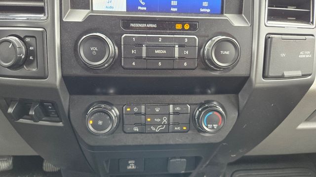 2020 Ford Super Duty F-350 DRW XLT DRW - 22936037 - 17