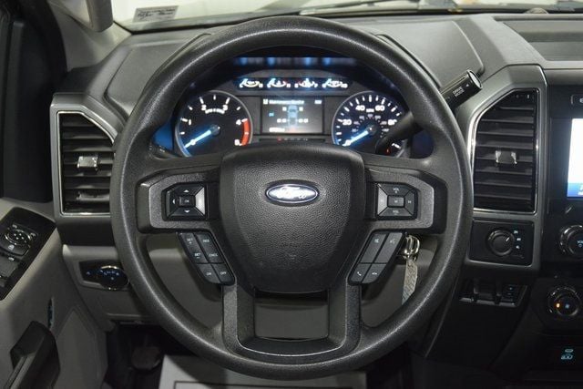 2020 Ford Super Duty F-350 DRW XLT DRW - 22936037 - 30