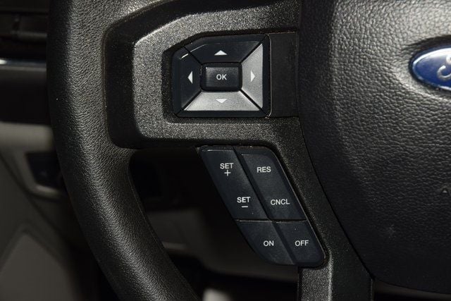 2020 Ford Super Duty F-350 DRW XLT DRW - 22936037 - 31