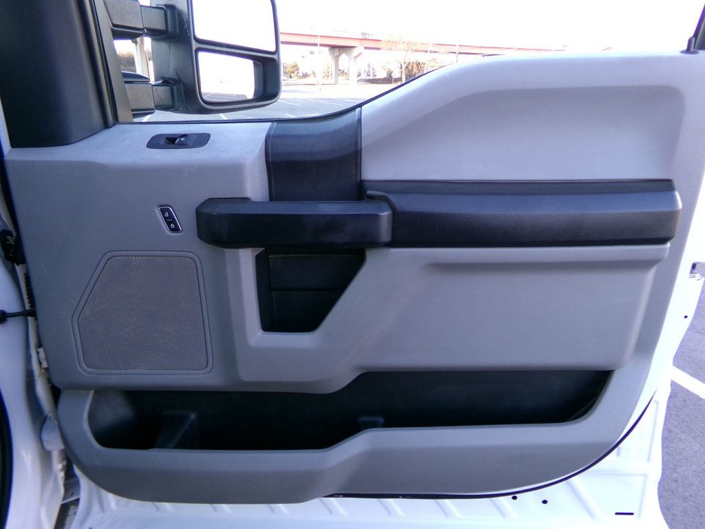 2020 Ford Super Duty F-350 DRW Cab-Chassis FLAT BED - 22975511 - 17