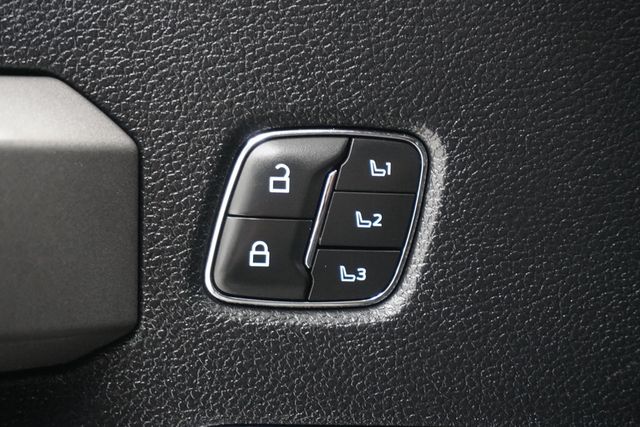 2020 Ford Super Duty F-350 SRW  - 22945580 - 16