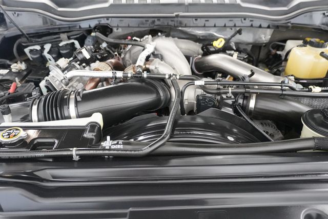 2020 Ford Super Duty F-350 SRW  - 22945580 - 32
