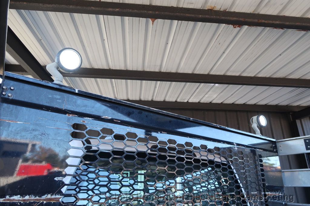 2020 Ford Super Duty F-550 DRW F550SD 2WD Reg Cab 16' Stakebed Ligftgate DRW - 22940507 - 17