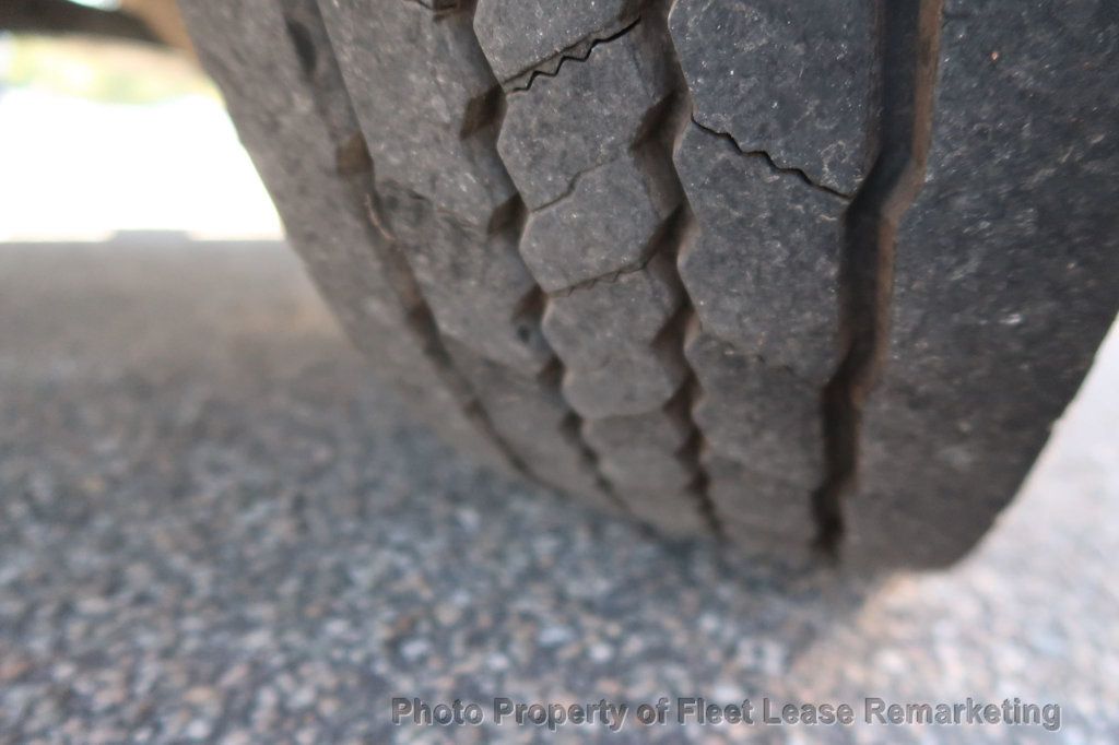 2020 Ford Super Duty F-550 DRW F550SD 2WD Reg Cab 16' Stakebed Ligftgate DRW - 22940507 - 39