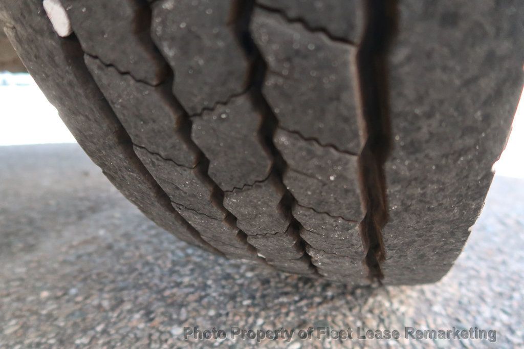 2020 Ford Super Duty F-550 DRW F550SD 2WD Reg Cab 16' Stakebed Ligftgate DRW - 22940507 - 41