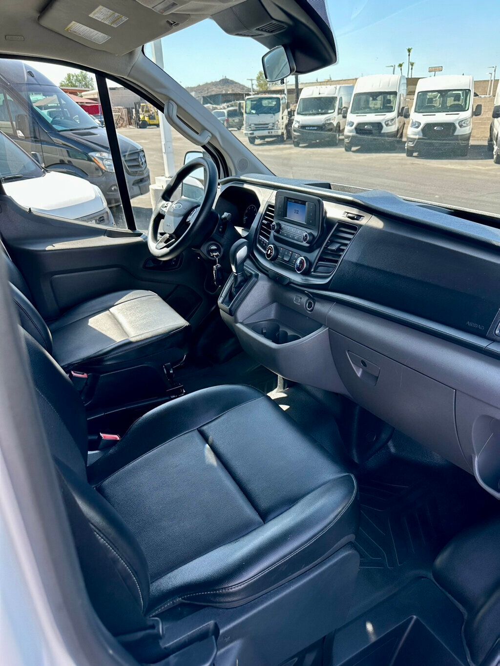 2020 Ford Transit Cargo Van photo 9
