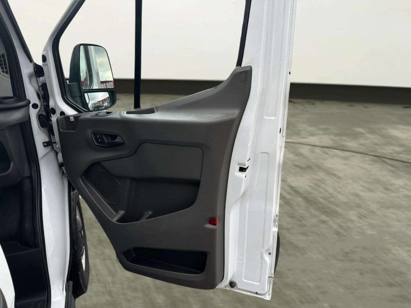 2020 Ford Transit Cargo Van 250 3dr LWB Medium Roof Cargo Van - 23008657 - 21