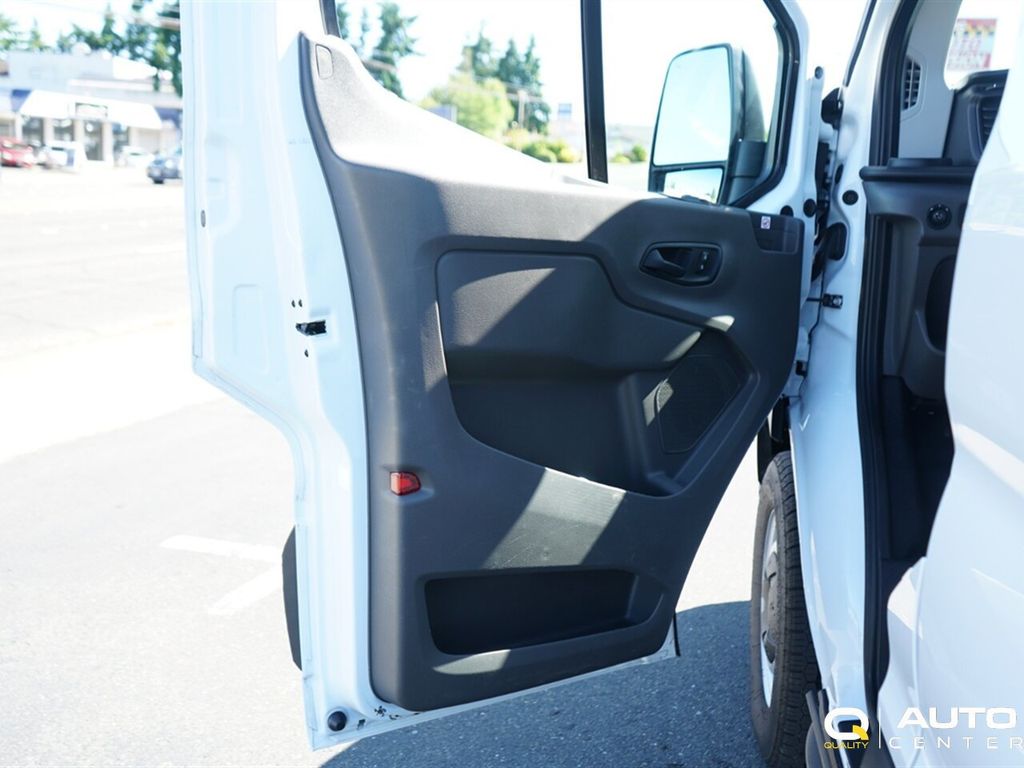 2020 Ford Transit Cargo Van T-150 148" Low Rf 8670 GVWR RWD - 22878248 - 9