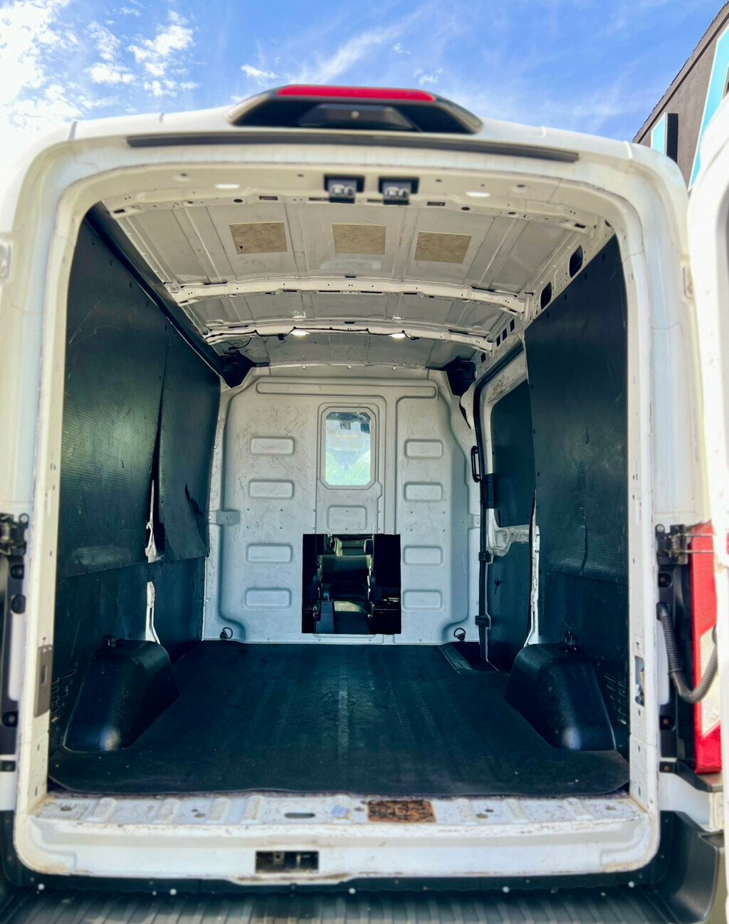 2020 Ford Transit Cargo Van T-250 - 22915953 - 6