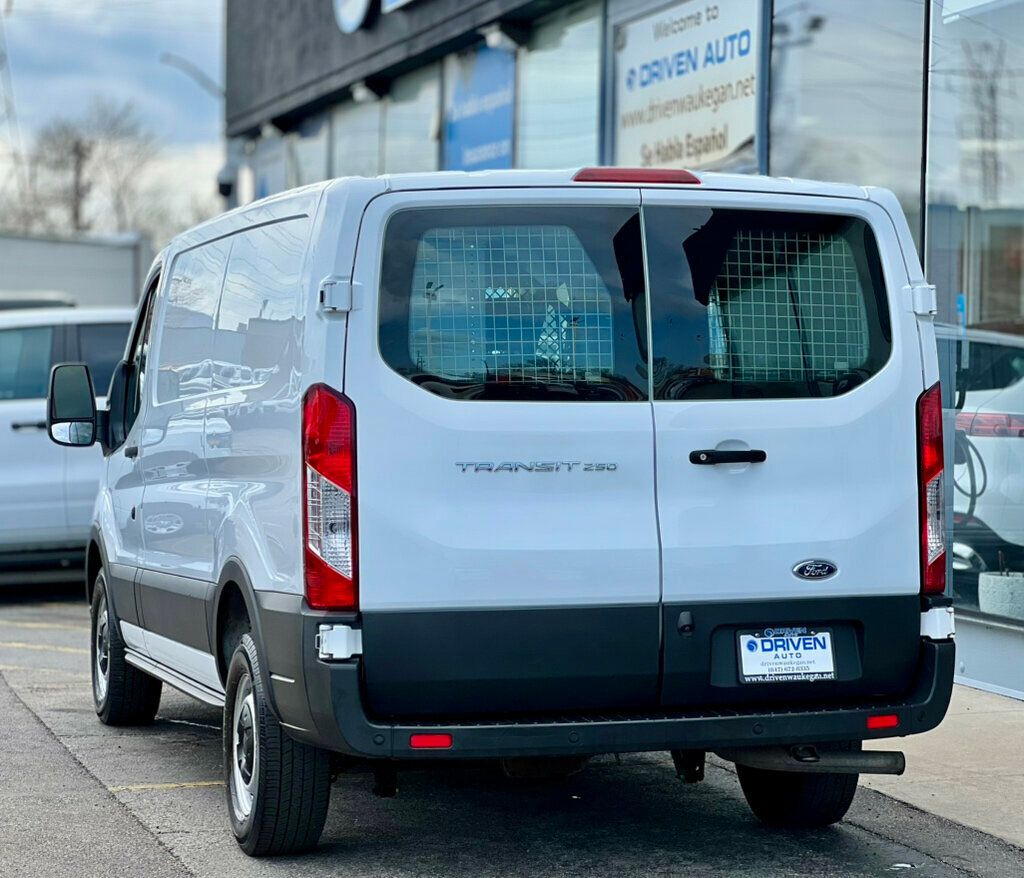 2020 Ford Transit Cargo Van T-250 - 23010611 - 29