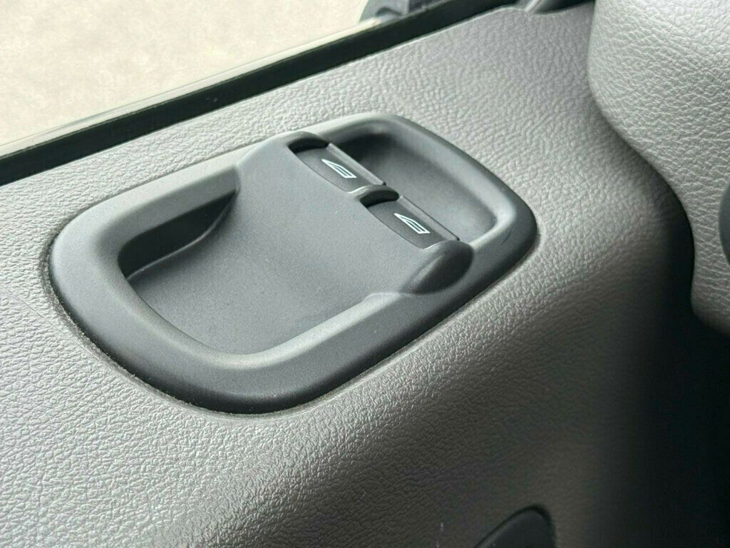 2020 Ford Transit Cargo Van T-250 130" Low Rf 9070 GVWR RWD - 23013554 - 33