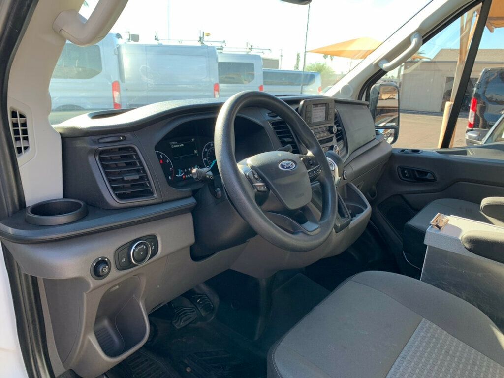 2020 Ford Transit Cargo Van T-250 130" Med Rf 9070 GVWR RWD - 22952784 - 32