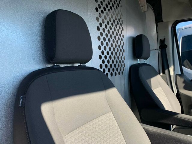 2020 Ford Transit Cargo Van T-250 130" Med Rf 9070 GVWR RWD - 22952784 - 41