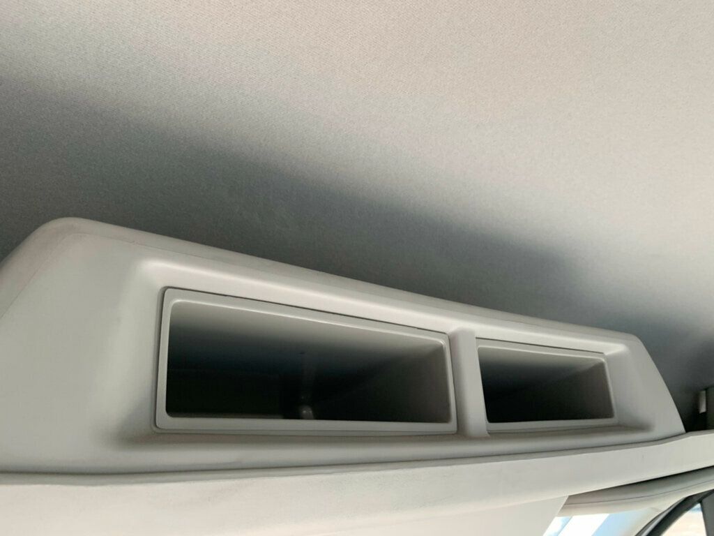 2020 Ford Transit Cargo Van T-250 130" Med Rf 9070 GVWR RWD - 22952784 - 48