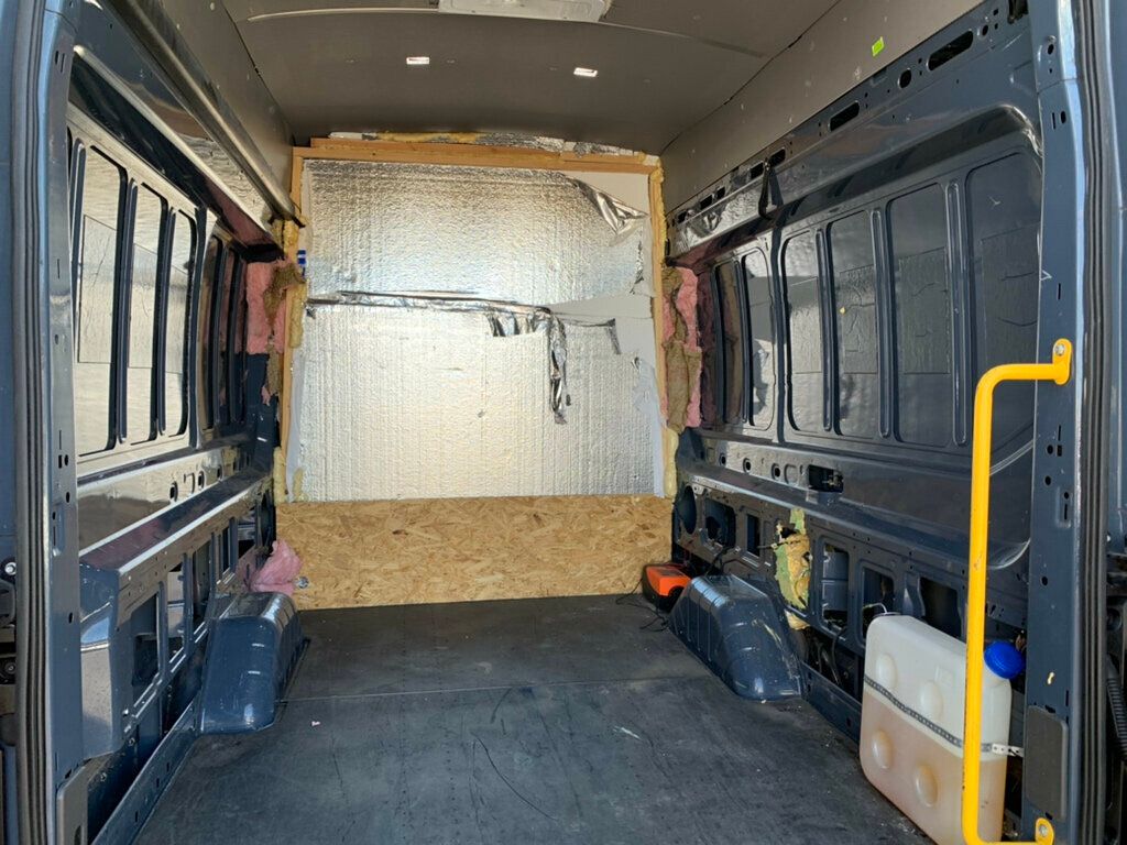 2020 Ford Transit Cargo Van T-250 148" EL Hi Rf 9070 GVWR RWD - 22993077 - 15