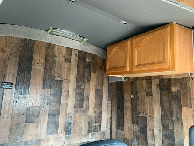 2020 Ford Transit Cargo Van T-250 148" EL Hi Rf 9070 GVWR RWD - 22993077 - 33