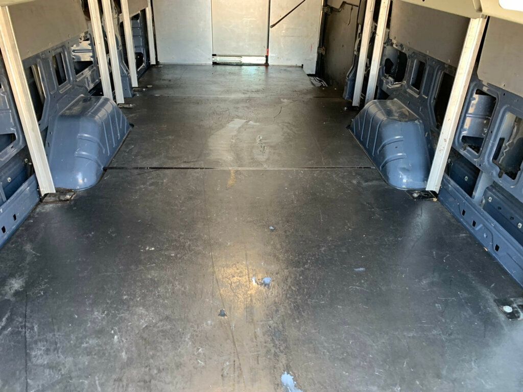 2020 Ford Transit Cargo Van T-250 148" EL Hi Rf 9070 GVWR RWD - 23039766 - 11