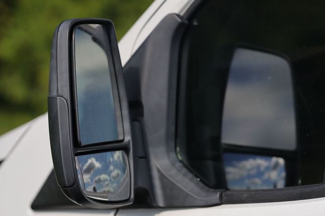 2020 Ford Transit Cargo Van T-250 148" Low Rf 9070 GVWR RWD - 22618394 - 32