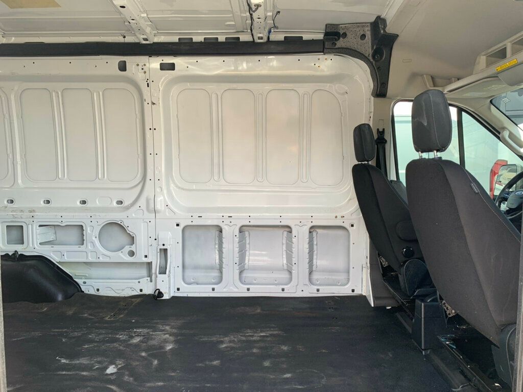 2020 Ford Transit Cargo Van T-250 148" Med Rf 9070 GVWR RWD - 23039767 - 9