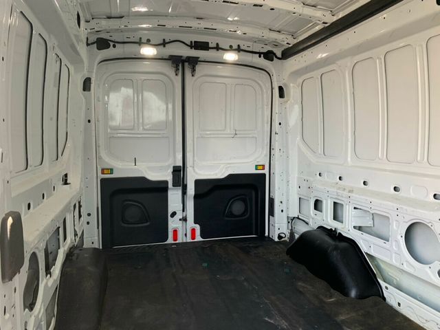 2020 Ford Transit Cargo Van T-250 148" Med Rf 9070 GVWR RWD - 23039767 - 12