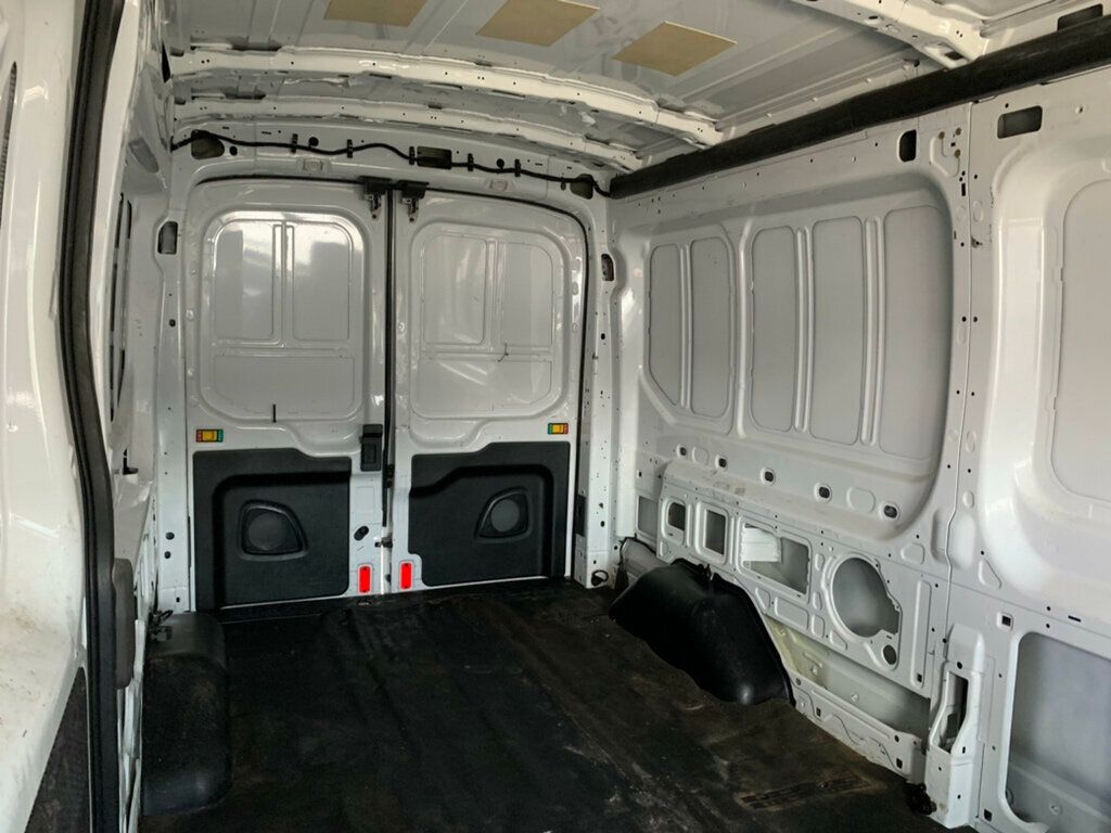 2020 Ford Transit Cargo Van T-250 148" Med Rf 9070 GVWR RWD - 23039767 - 31