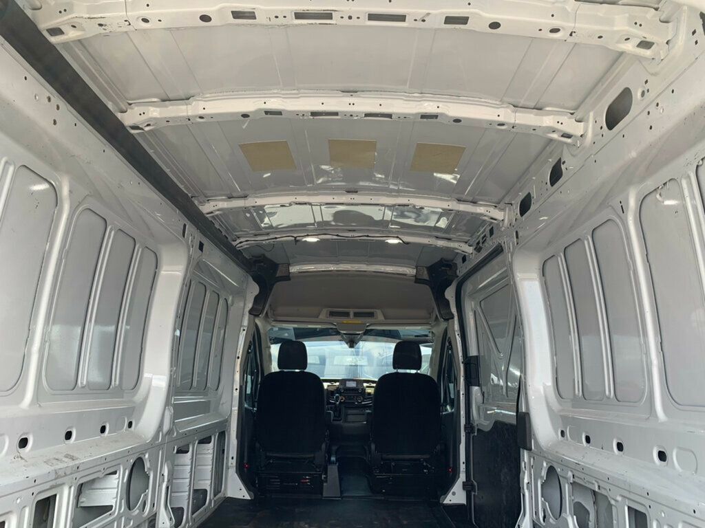 2020 Ford Transit Cargo Van T-250 148" Med Rf 9070 GVWR RWD - 23039767 - 7