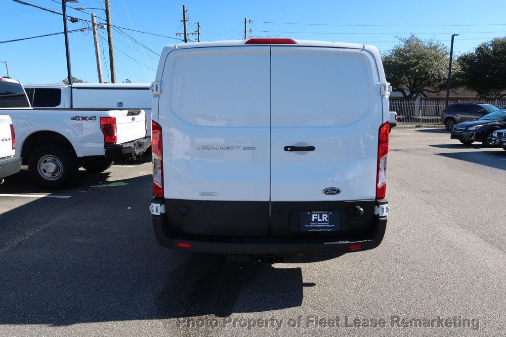 2020 Ford Transit Cargo Van T250 Cargo Vans Low Roof 148 - 22760968 - 3