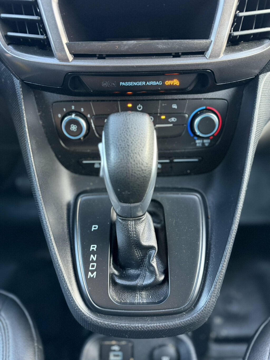 Ford Transit Connect photo 17