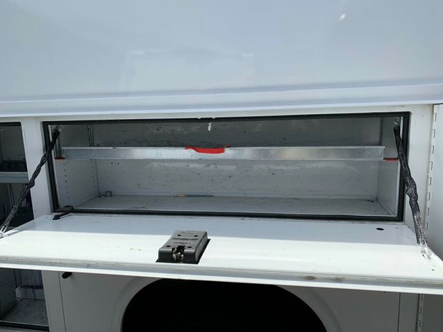 2020 Ford Transit Cutaway 1-OWNER - 23021244 - 11
