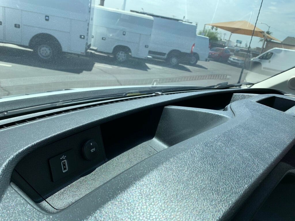 2020 Ford Transit Cutaway 1-OWNER - 23021244 - 40