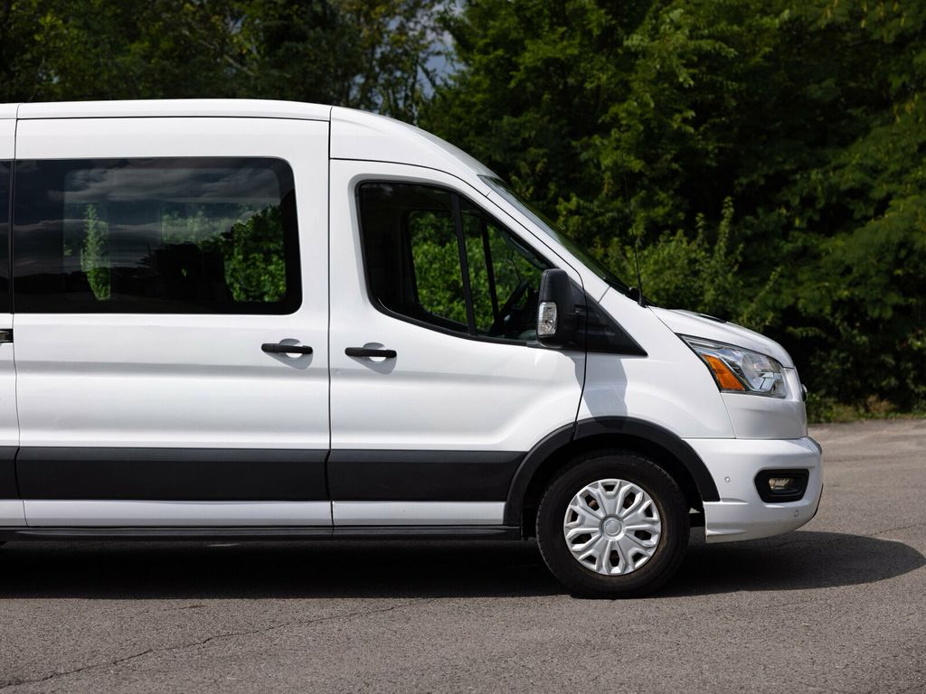 2020 Ford Transit Passenger Wagon 15 Passenger Transit Van  - 22886419 - 10
