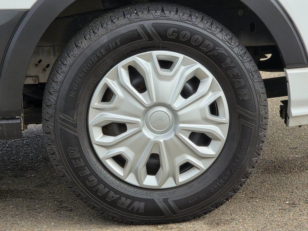 2020 Ford Transit Passenger Wagon T-350 148" Low Roof XLT RWD - 22956217 - 7