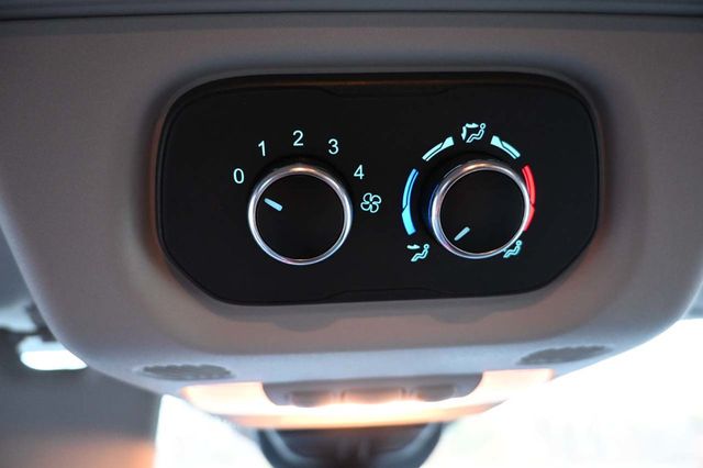 2020 Ford Transit Passenger Wagon T-350 148" Med Roof XL RWD - 22951133 - 28