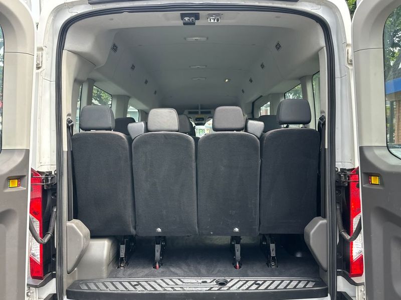 2020 Ford Transit Passenger Wagon T-350 148" Med Roof XLT RWD - 22993825 - 19