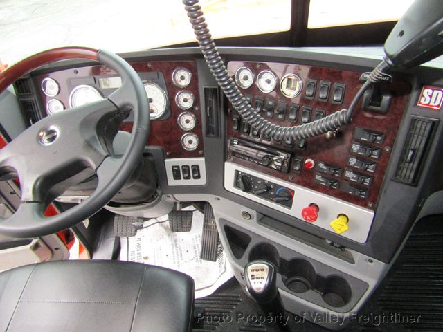 2020 Freightliner 122 SD  - 22963456 - 25