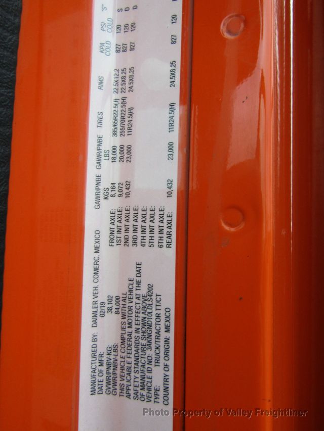 2020 Freightliner 122 SD  - 22963456 - 31