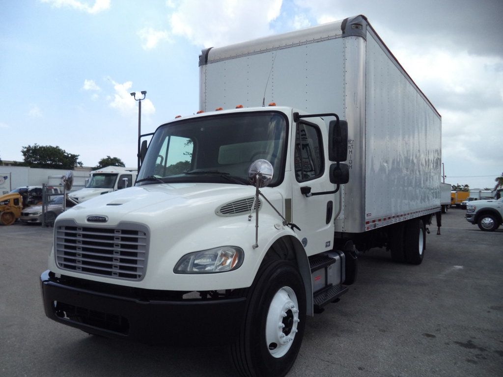 2020 Freightliner Business Class M2 106 w/ 26ft Dry Freight NO CDL Box Truck w/ Lift Gate - 23045130 - 1