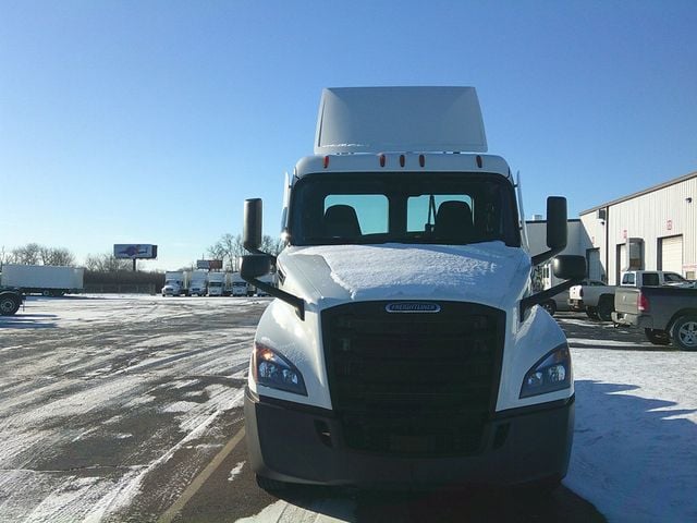 2020 Freightliner Cascadia 2020 FREIGHTLINER DAY CAB - 22954546 - 1