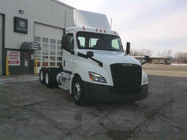 2020 Freightliner Cascadia 2020 FREIGHTLINER DAY CAB - 22955687 - 2