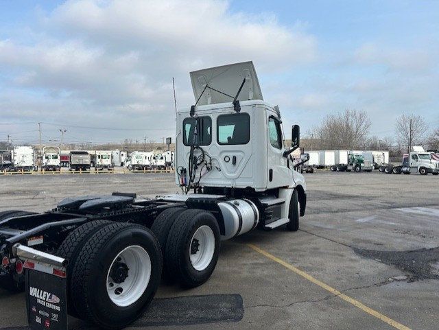 2020 Freightliner CASCADIA 2020 FREIGHTLINER DAY CAB - 22964405 - 4