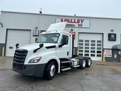 2020 Freightliner Cascadia