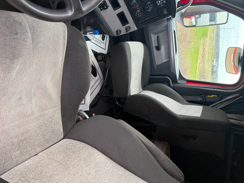 2020 Freightliner Cascadia PE116ST - 22997089 - 11