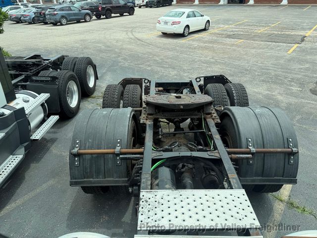 2020 Freightliner Cascadia 125  - 23048487 - 17