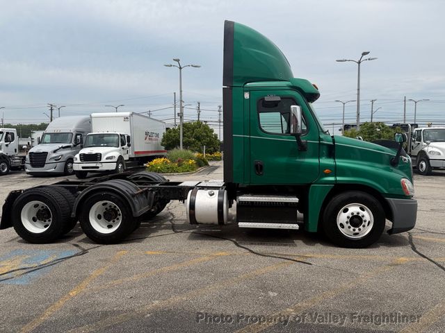 2020 Freightliner Cascadia 125  - 23048487 - 4
