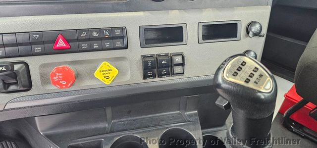2020 Freightliner Cascadia 126  - 22961969 - 15