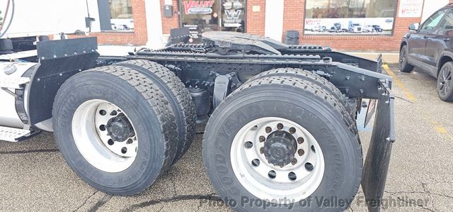 2020 Freightliner Cascadia 126  - 22961969 - 6