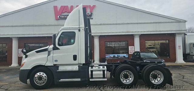 2020 Freightliner Cascadia 126  - 23014839 - 11