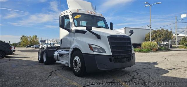 2020 Freightliner Cascadia 126  - 23095020 - 3
