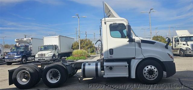 2020 Freightliner Cascadia 126  - 23095020 - 4