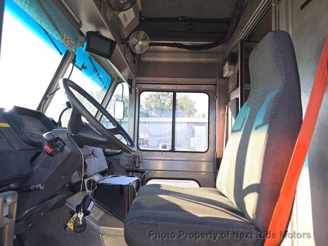 2020 Freightliner MT45 WALK-IN VAN 2020 FREIGHTLINER MT45G 6.0L WALK-IN VAN W/SHELVING 615-730-9991 - 22945418 - 1